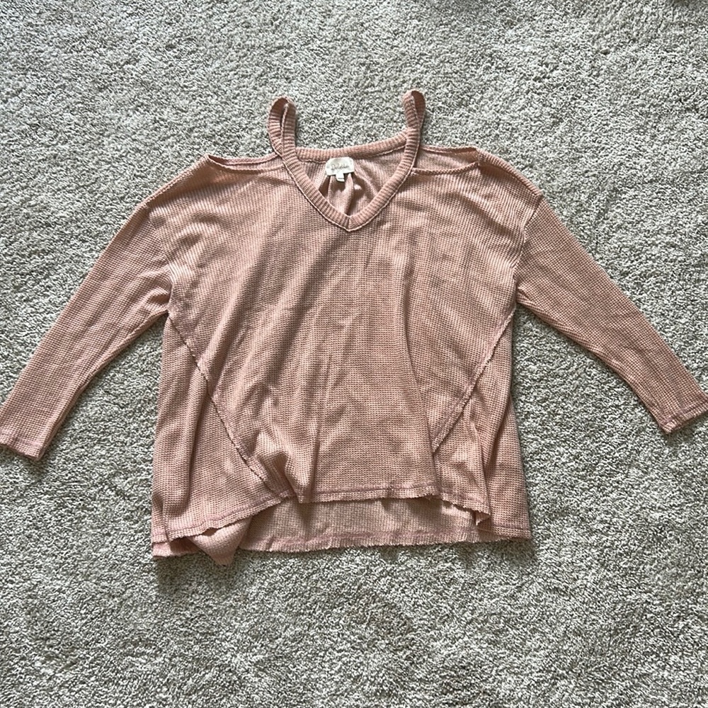 Pink cutout sleeve top